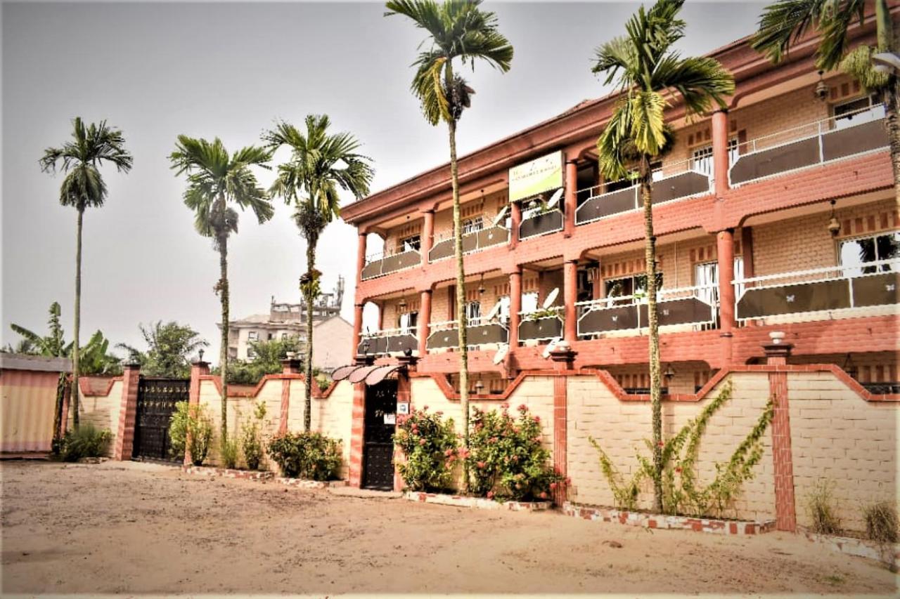 Residence Hoteliere Borel Denver Douala Exterior photo